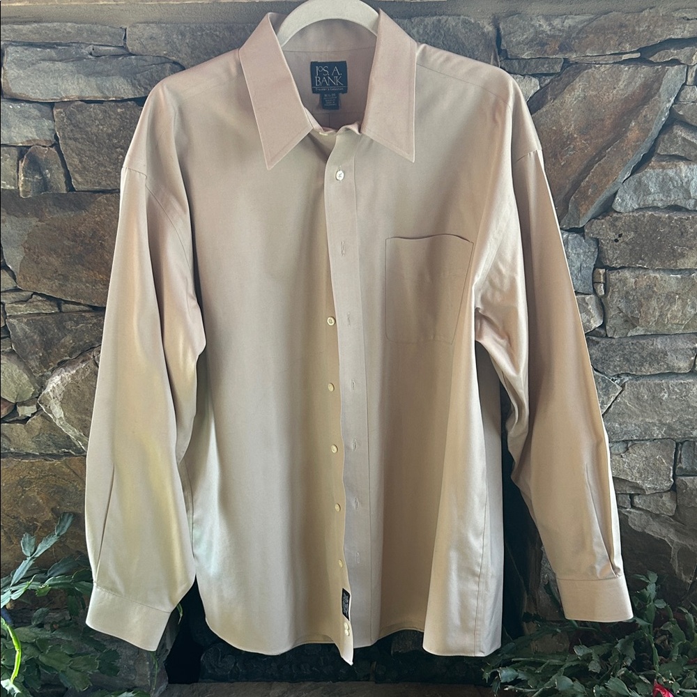 Jos. A. Bank Men's Long-Sleeve Dress Shirt - Light Tan Like New; Size 16.5-35